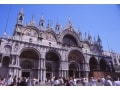 豪華絢爛なベネチアのシンボル「サン・マルコ寺院」