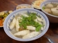 魚スープが名物の小吃店、阿婆魚羹／台湾・九分