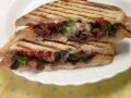 ボリュームたっぷりホットサンド