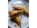 ポテトとコンビーフ入りのホットサンド