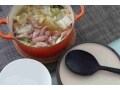 加熱するだけ！キャベツとウインナーの簡単スープ