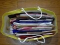 木を隠すなら森の中、紙袋を入れるなら紙袋