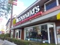 利益半減！マクドナルドは深刻な不振を抜け出せるか？