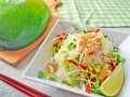 冬瓜の簡単レシピ！生で味わうエスニックサラダの作り方