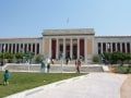 アテネで必見の観光地、国立考古学博物館と中央市場