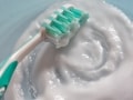 重曹歯磨きでホワイトニング？方法・効果・注意点