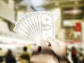 金運が逃げる？残念な「10万円給付金」の使い方