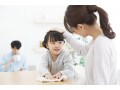「子をほめて伸ばす」ブームの罠、真に伸ばすアドラー流「勇気づけ」