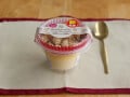 ファミマの新作プリンは“クランブル”をかけて「ザクザクとろ～り」な食感が楽しめる一品！