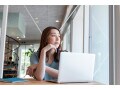 「更年期＝おばさん」だから人には言えない？誤解や偏見を感じながら、“ひとり”で苦しむ女性たち
