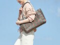 革製なのに軽くて“折りたためる”⁉抜群の収納力と使いやすさを兼ね備えた「新感覚トートバッグ」
