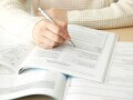 教科書の売買に特化したフリマアプリ「Textrade」ってどんなもの？ 出品方法や注意点は