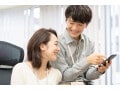 「男女の友情なんてあり得ない」と決めつけられて…車で送ってもらっただけで「浮気認定」する夫