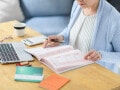 65歳からは遺族年金ではなく、自分の老齢年金を受給します。非課税になる年金収入はいくら？