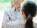 認知症疑いの家族が受診拒否…病院に連れていく方法は？