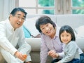 定年後には「子や孫」にかかる出費に要注意！60～64歳にかかるお金は高額