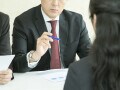 優秀な学生を「オワハラ」せず獲得できる企業の採用はどう違う？ 進む就活の“ローコスト化”で弊害も