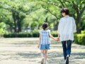 妊娠中から冷淡だった義母が、なぜか私のママ友と親しい理由。そして判明した夫の「秘密」