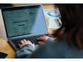 29歳・年収400万円女性「損したらどうしよう」ひふみプラス・TOPIX・オルカン・S&P500と約6年間続けたNISAの資産は今
