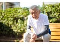 リタイア前の年収850万円で資産900万円「年金受給なしでもどうにかこうにか暮らしている」68歳男性の不安