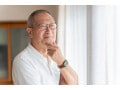 月の年金6万円・現預金90万円「若い頃にお金を使いすぎたことが今になって……」65歳男性の後悔と不安