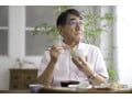 66歳・月の年金14万6324円「友達がいない。遊べる友人を作っておけば……」おひとりさま男性の後悔と不安