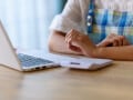 年金をもらいながら、去年1年間、年収120万円ぐらいのアルバイトをしました。確定申告は必要ですか？