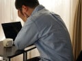 「売り手市場」「本当に羨ましい限りです」就職氷河期世代・44歳派遣社員が“バブル世代”に抱く不満…