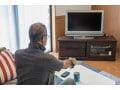 60歳会社員男性「テレビでおいしそうなスイーツを見るのが辛い」物価高の暮らし