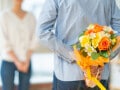「同居離婚」加藤ローサの“記念指輪”投稿に「共感する妻」「困惑する夫」。夫たちの言い分とは