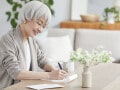 65歳からのお金の不安を減らす「固定支出」見直しチェックリスト