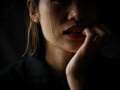 不倫夫への憎しみが夫そっくりな息子にまで……。子どもを残して家を出た40歳女性の苦悩