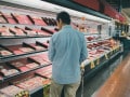 「週1回に減らしました」年収200万円・68歳男性が“物価高”で買い控えるようになったもの