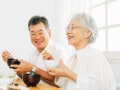 60代夫婦の食費、月10万円は贅沢？もっとも多かった回答は「5万円～7万円未満」