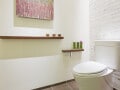 「トイレの換気扇」はつけっぱなし？使った後だけでもいい？ 気になる「正解」と「電気代」