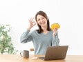 なぜかお金の不安が少ない人の共通点とは？ 元銀行員が見た「安心して暮らせる人」