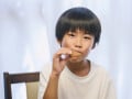 「海外限定や発売前のお菓子も入っている」家族5人で毎年楽しむ46歳女性の愛用株主優待