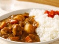 太りにくいカレーの食べ方……糖質の多い白米をおいしく減らすコツ（玄米・雑穀米・ブロッコリーなど）