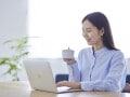 【2026年10月】個人向け国債「変動10年」と高金利の銀行の1年定期、100万円で利息差はいくら？