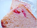 混ぜて焼くだけ。春色＊さくら色＊パウンドケーキ　いちごと桜花のパウンドケーキ