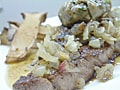 サーロインステーキアンチョビバター添え