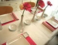 花のある食卓　ガーベラで食卓をおしゃれに