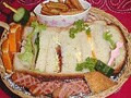 春はサンドイッチBOX持って出かけよう！