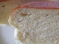 生クリームとバターと卵たっぷり高級食パン　お釜でホテルブレッド