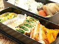 さあ、おべんと持ってでかけよう！　6月のお弁当