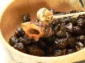 郷土の味　ニシ貝の味噌汁