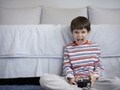 ゲームが子供に与える真の影響は？ 親の取るべき対処法