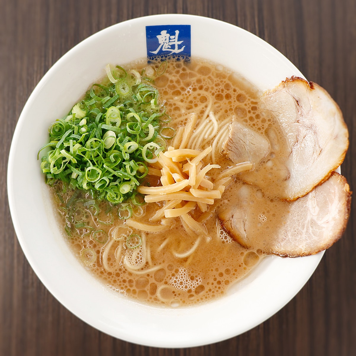 「魁龍 博多本店」のラーメン(2001年撮影)