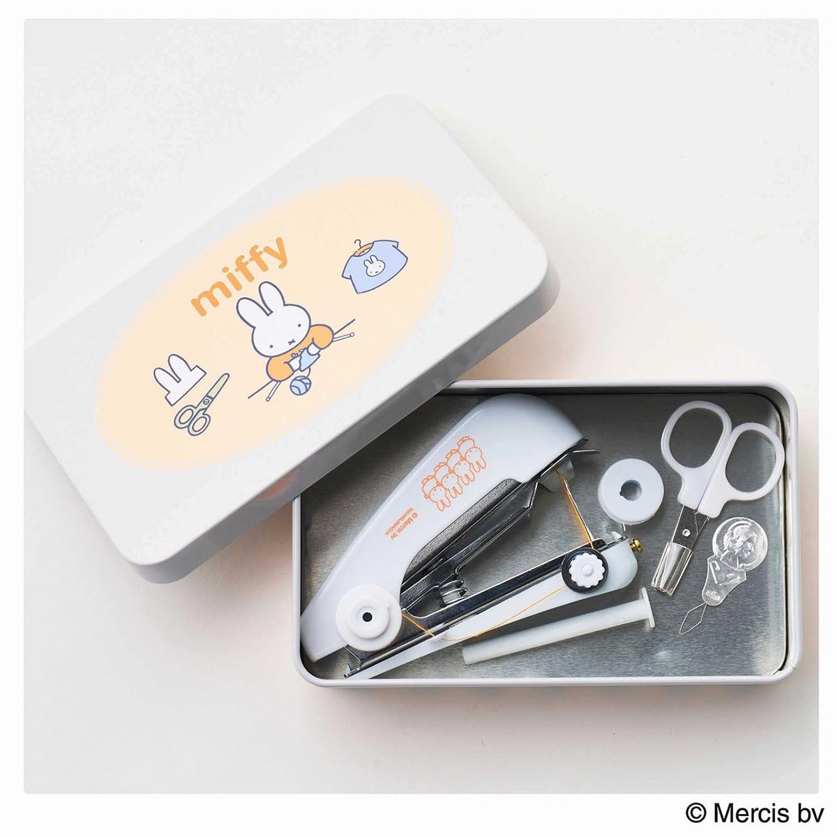 miffyデザイン ハンディ・ミシン＆缶ケースセット