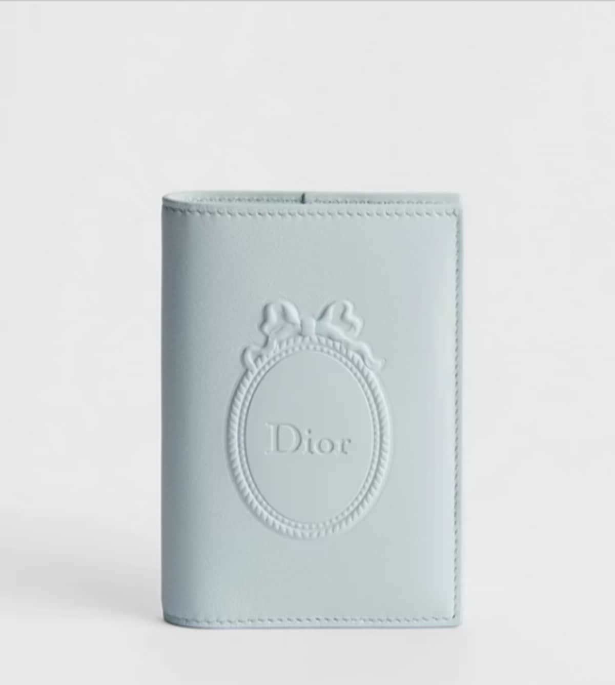 画像出典：DIOR公式Webサイト